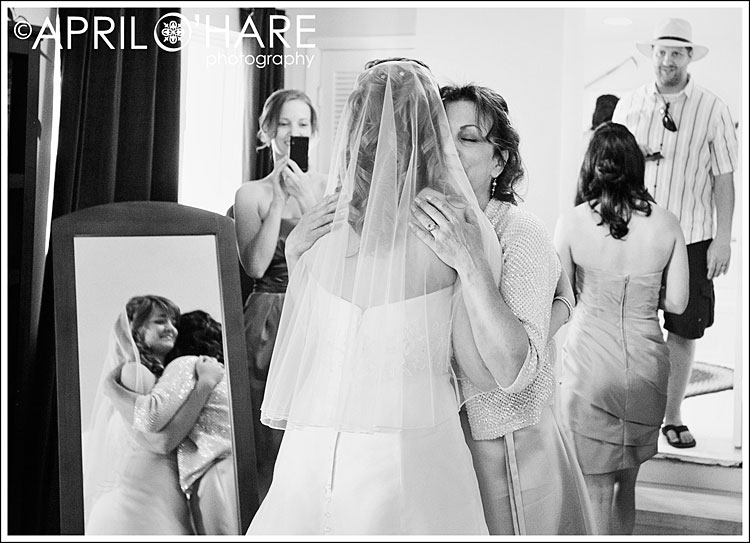 Photojournalistic Colorado Wedding Photography