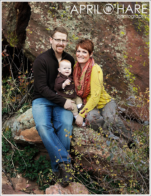 Beautiful Fall color red rocks family photos in Morrison, Colorado