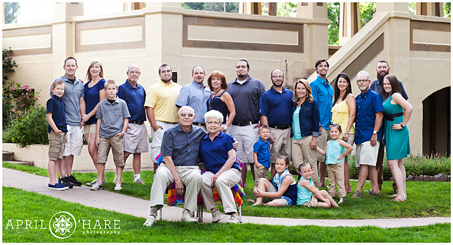 Cute extended family photo at Glenmere Park in Greeley CO