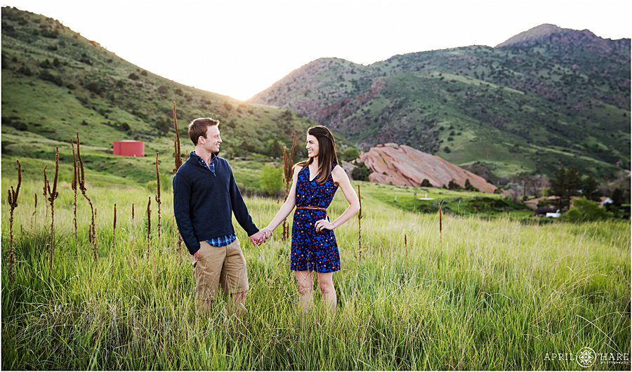 Cute engagement photo at East Mount Falcon Trailhead