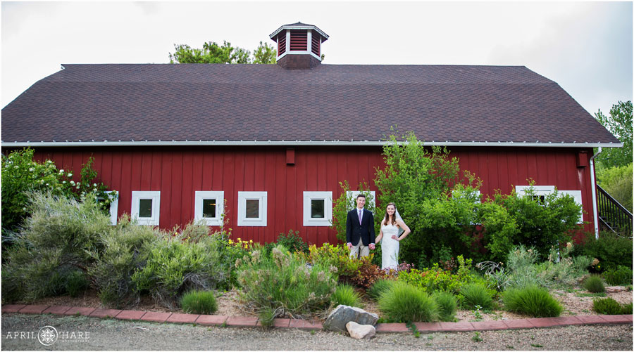 Colorado Wedding photography next to the Red Barn at a Denver Garden Wedding at Chatfield Farms Wedding Venue