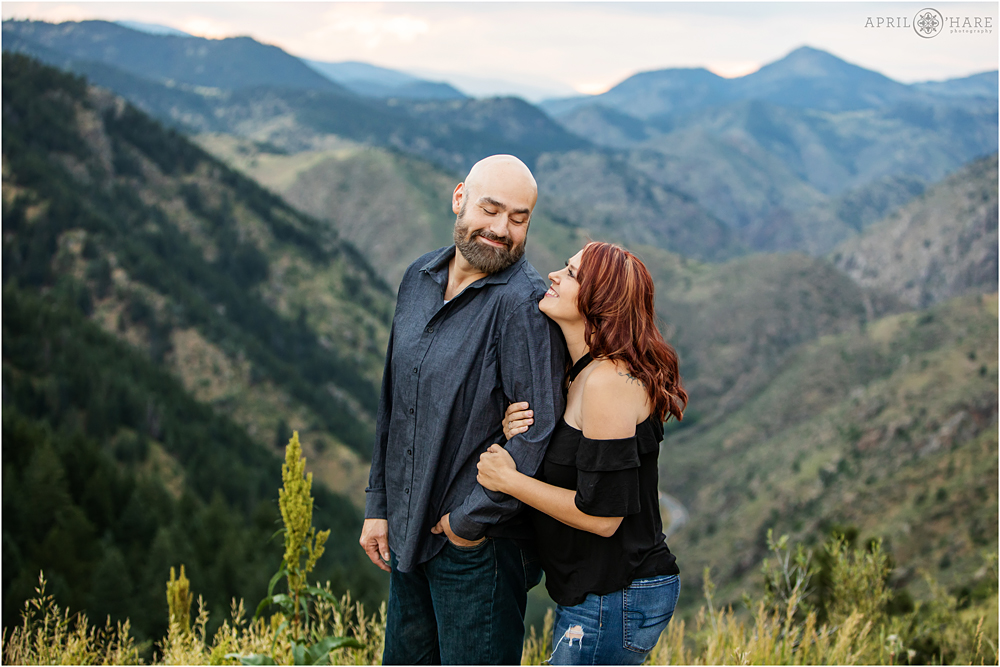 Couples portrait with Mountain View Background at Lookout Mountain in Golden Colorado