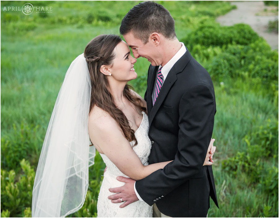 Romantic Wedding photography at a Denver Garden Wedding in Colorado at Chatfield Farms