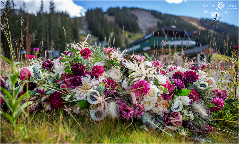 Pretty florals by Erin Ashley Design at a Arapahoe Basin Ski Resort Wedding