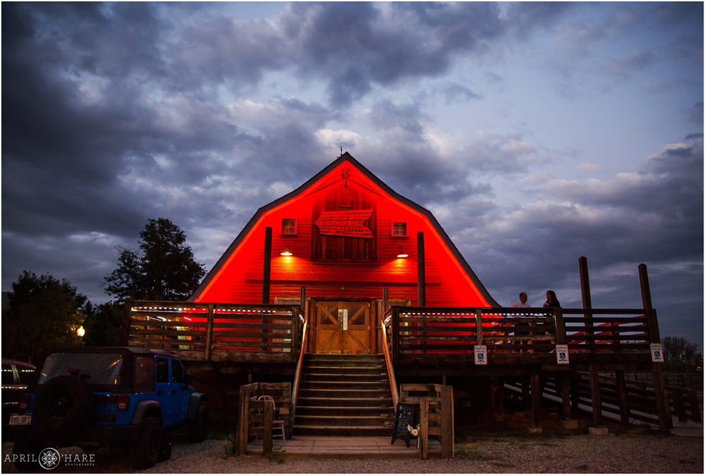 red barn wedding venue colorado in Longmont