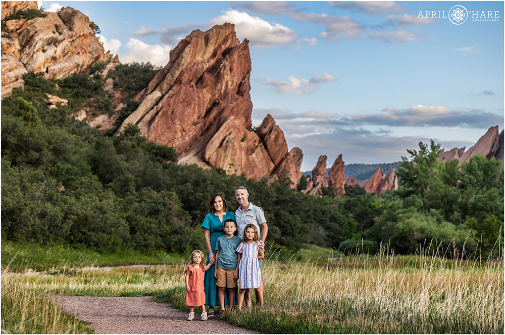 Roxborough State Park summer family photos with dramatic red rock backdrop