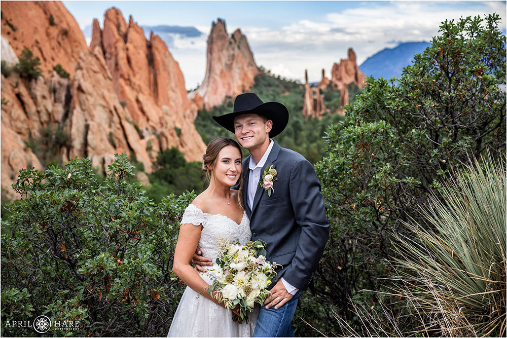 Stunning summer wedding portrait at Garden of the Gods in Colorado Springs, CO