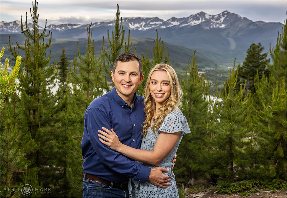 Beautiful couples portrait at sunset at Sapphire Point in Colorado
