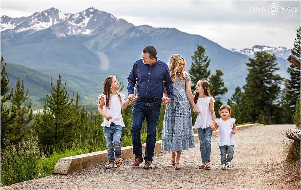 Family walks along the path at Sapphire Point in Colorado
