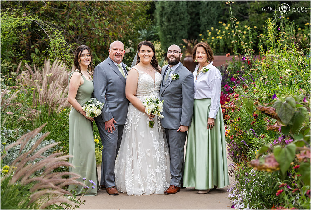 Gorgeous Garden wedding family photos at the Annuals Garden