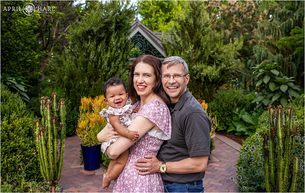 Beautiful Denver Botanic Gardens Family portrait in Colorado