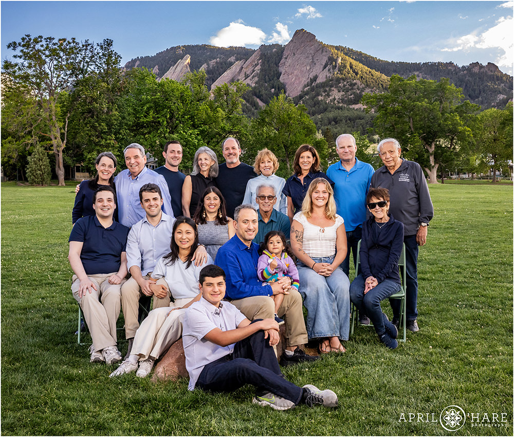 Extended family portraits with flatirons mountain backdrop at Chautauqua Park in Boulder CO